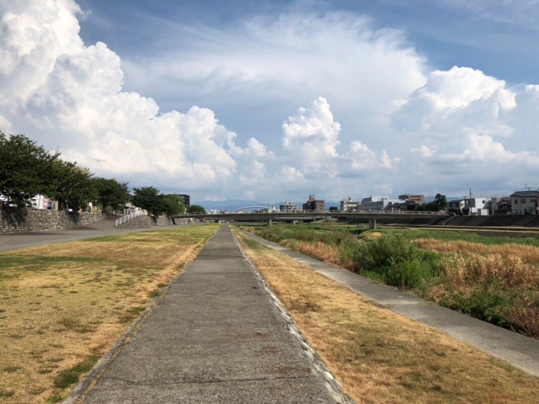 もらって嬉しい！オリジナル金箔ノベルティ専門サイト『HAQU』