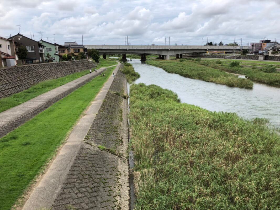 もらって嬉しい！オリジナル金箔ノベルティ専門サイト『HAQU』