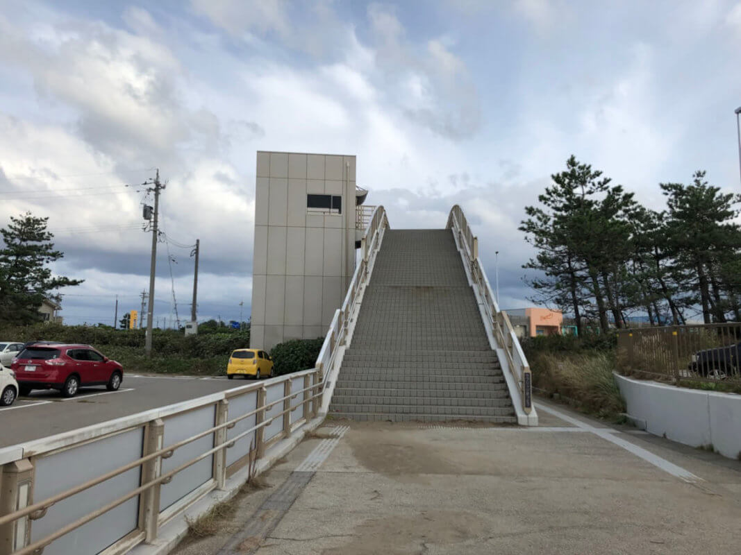 もらって嬉しい！オリジナル金箔ノベルティ専門サイト『HAQU』