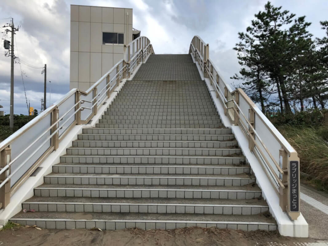 もらって嬉しい！オリジナル金箔ノベルティ専門サイト『HAQU』