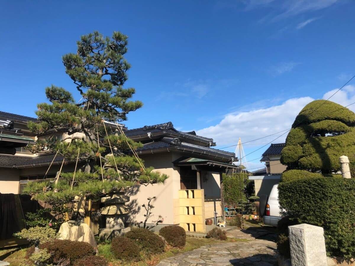 もらって嬉しい！オリジナル金箔ノベルティ専門サイト『HAQU』