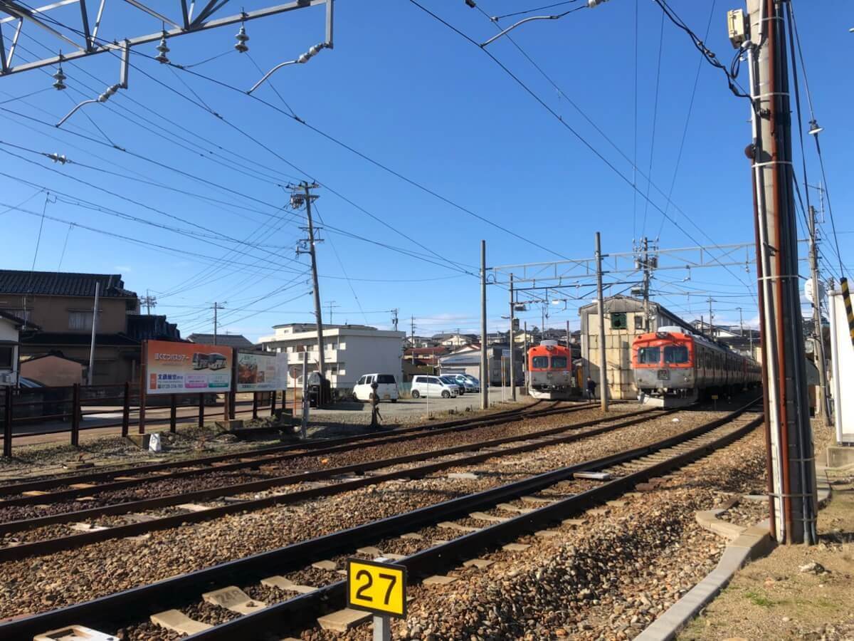 もらって嬉しい！オリジナル金箔ノベルティ専門サイト『HAQU』