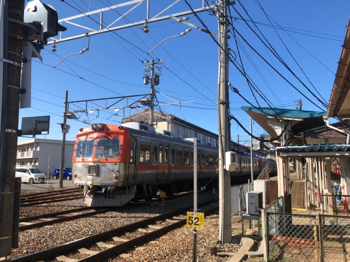 もらって嬉しい！オリジナル金箔ノベルティ専門サイト『HAQU』