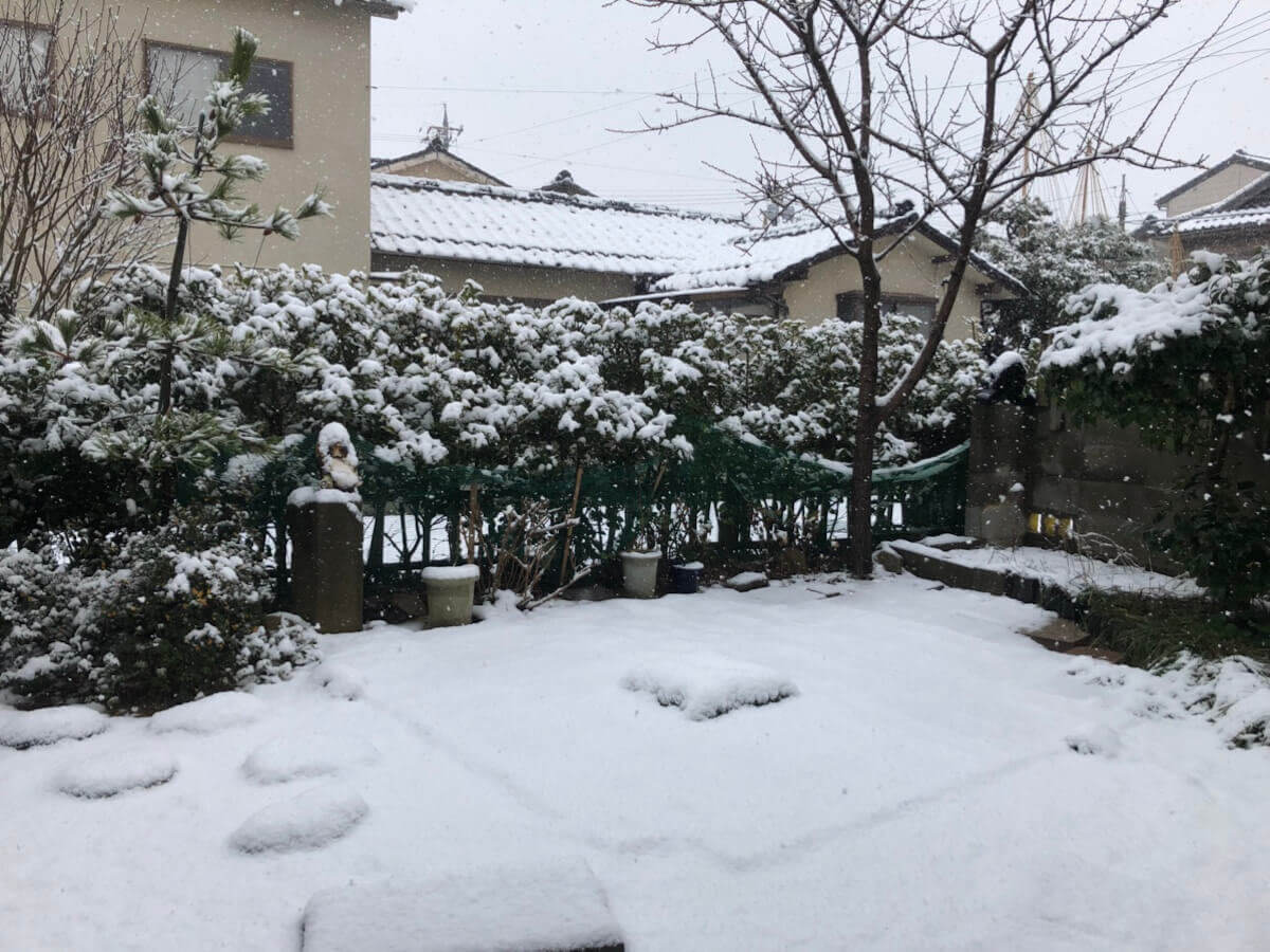 もらって嬉しい！オリジナル金箔ノベルティ専門サイト『HAQU』