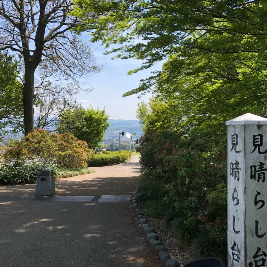 もらって嬉しい！オリジナル金箔ノベルティ専門サイト『HAQU』